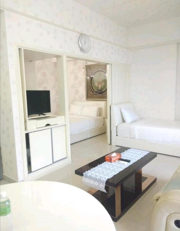 Apartment At Times Square