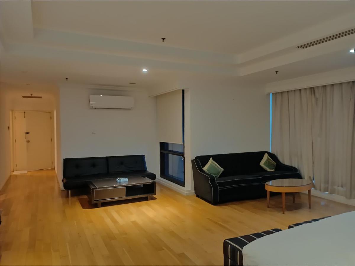 Apartment At Times Square